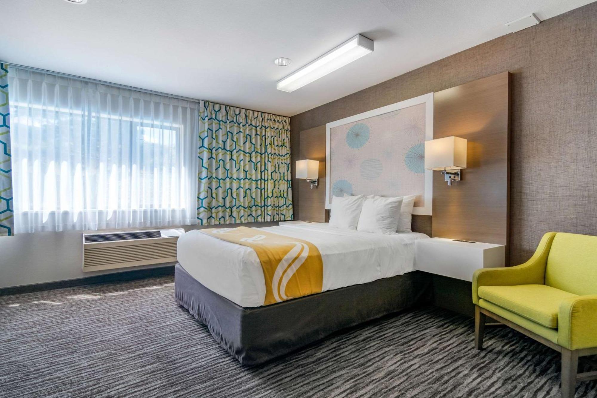 Quality Inn Камлупс Екстериор снимка