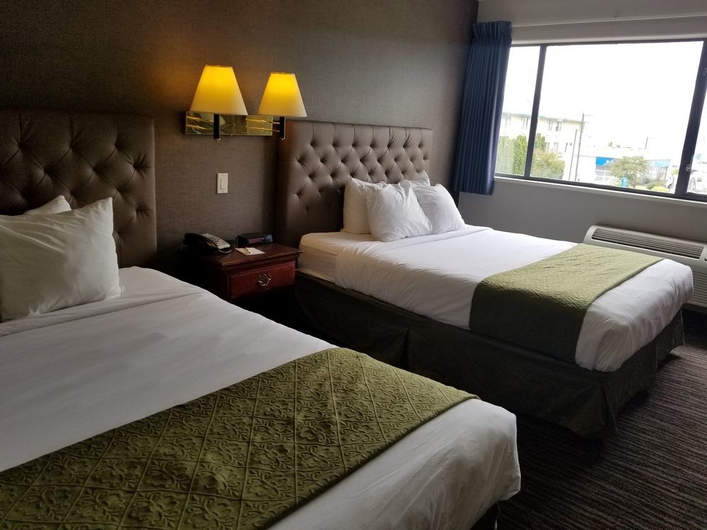 Quality Inn Камлупс Екстериор снимка